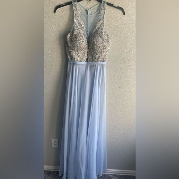 La Femme Prom Dress - Picture 1 of 6